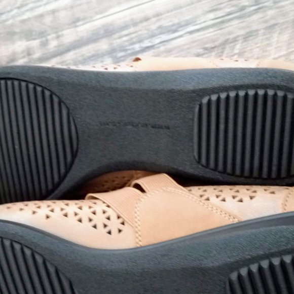 Trotters Josie Mary Janes Tan SZ 11M excellent! - Picture 5 of 9